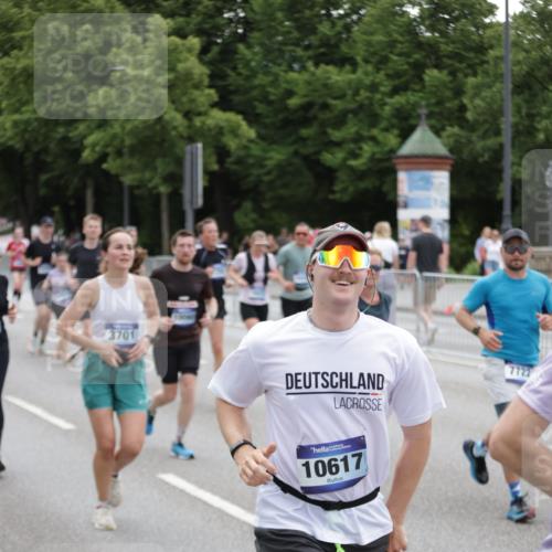 29.06.2025 - hella hamburg halbmarathon Jannik Wohlers http://msf.ph/oto/8148864 29.06.2025 10:49:44 Lombardsbrücke 1487, 1511, 3701, 3710, 3805, 4090, 4168, 5749, 5751, 5997, 6680, 6830, 7721, 7722, 7755, 8254, 9605, 9940, 10060, 10286, 10617, 11030, 11426, 11716, 11760, 12079, 13127, 13128, 13309, 13381, 13744, 13846, 14144, 14505, 14940, 15626, 15633, 16365, 16410, 16412, 16635, 17256, 18961, 19058, 19086 meine-sportfotos.de