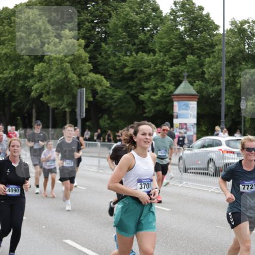 29.06.2025 - hella hamburg halbmarathon Jannik Wohlers http://msf.ph/oto/8148925 29.06.2025 10:49:45 Lombardsbrücke 1487, 1511, 3701, 3710, 3805, 3897, 4090, 4168, 5749, 5751, 5997, 6680, 6830, 7721, 7722, 7755, 8254, 9605, 9940, 10060, 10286, 10617, 11030, 11426, 11716, 11760, 12079, 13127, 13128, 13309, 13381, 13744, 13846, 14144, 14505, 14940, 15626, 15633, 16365, 16410, 16412, 16635, 17256, 18961, 19058, 19086 meine-sportfotos.de