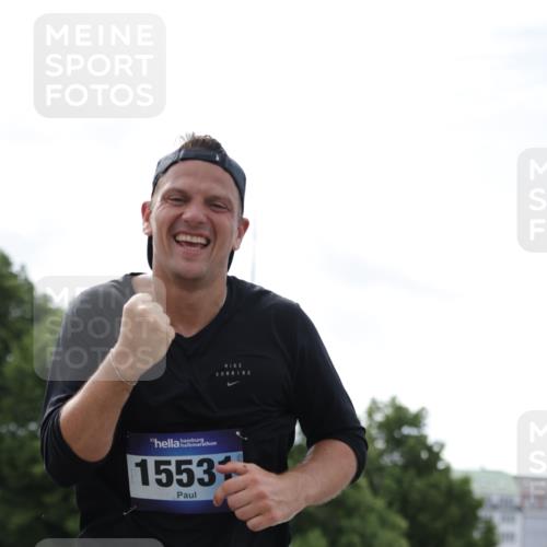 29.06.2025 - hella hamburg halbmarathon Jannik Wohlers http://msf.ph/oto/8148955 29.06.2025 10:12:33 Lombardsbrücke 1020, 1051, 1851, 1939, 2942, 4532, 6207, 7873, 8398, 8405, 8917, 9141, 10067, 10402, 11025, 11720, 14404, 15012, 15531, 16255, 16323, 17061, 17699, 17994, 18320, 18530 meine-sportfotos.de