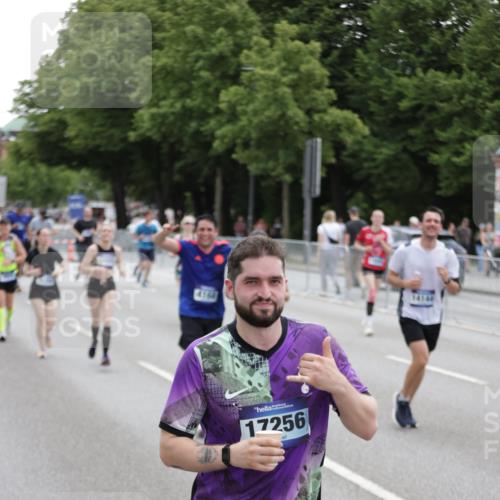 29.06.2025 - hella hamburg halbmarathon Jannik Wohlers http://msf.ph/oto/8149157 29.06.2025 10:49:50 Lombardsbrücke 2047, 3203, 3680, 3701, 3710, 3805, 3897, 4090, 4168, 5119, 5997, 6680, 6830, 7721, 7722, 7755, 8254, 9605, 9940, 10060, 10286, 10617, 11030, 11426, 11696, 11716, 11760, 12079, 13127, 13128, 13381, 13744, 13846, 13887, 14144, 14505, 14940, 15230, 15626, 16410, 16412, 16635, 17256, 18961, 19058, 19086 meine-sportfotos.de
