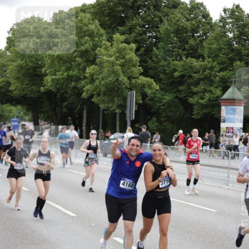 29.06.2025 - hella hamburg halbmarathon Jannik Wohlers http://msf.ph/oto/8149205 29.06.2025 10:49:51 Lombardsbrücke 2047, 3203, 3680, 3701, 3710, 3805, 3897, 4090, 4168, 5119, 5997, 6680, 6830, 7677, 7721, 7722, 7755, 8254, 9605, 9940, 10060, 10286, 10617, 11426, 11696, 11716, 11760, 12079, 13127, 13128, 13381, 13744, 13846, 13887, 14144, 14505, 14940, 15230, 16410, 16412, 16489, 16635, 16670, 17256, 18961, 19058, 19086 meine-sportfotos.de