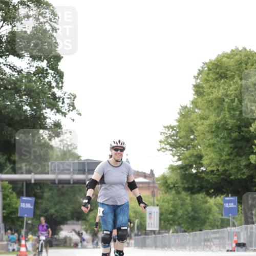 29.06.2025 - hella hamburg halbmarathon Jannik Wohlers http://msf.ph/oto/8149554 29.06.2025 09:14:06 Lombardsbrücke  meine-sportfotos.de