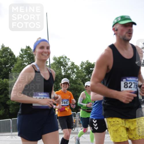 29.06.2025 - hella hamburg halbmarathon Jannik Wohlers http://msf.ph/oto/8149635 29.06.2025 10:13:09 Lombardsbrücke 1007, 1859, 2055, 2721, 2904, 3729, 4187, 4795, 4950, 5232, 5546, 6026, 6717, 6724, 7346, 7446, 7447, 7460, 7913, 8279, 9128, 9612, 12928, 12929, 13331, 13928, 15663, 16491, 17472, 17474, 18222, 18231, 19035 meine-sportfotos.de