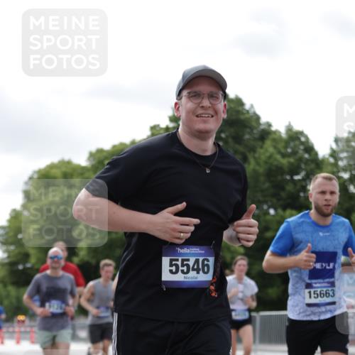 29.06.2025 - hella hamburg halbmarathon Jannik Wohlers http://msf.ph/oto/8149690 29.06.2025 10:13:10 Lombardsbrücke 1007, 1859, 2055, 2721, 2904, 2987, 3729, 4187, 4795, 4950, 5232, 5546, 6026, 6717, 6724, 7346, 7446, 7447, 7460, 7913, 8279, 9128, 9612, 10977, 12313, 12797, 12928, 12929, 13331, 13928, 15663, 16491, 17472, 17474, 18222, 18231, 19035, 19190 meine-sportfotos.de
