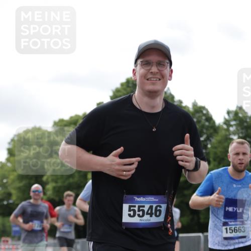 29.06.2025 - hella hamburg halbmarathon Jannik Wohlers http://msf.ph/oto/8149699 29.06.2025 10:13:10 Lombardsbrücke 1007, 1859, 2055, 2721, 2904, 2987, 3729, 4187, 4795, 4950, 5232, 5546, 6026, 6717, 6724, 7346, 7446, 7447, 7460, 7913, 8279, 9128, 9612, 10977, 12313, 12797, 12928, 12929, 13331, 13928, 15663, 16491, 17472, 17474, 18222, 18231, 19035, 19190 meine-sportfotos.de