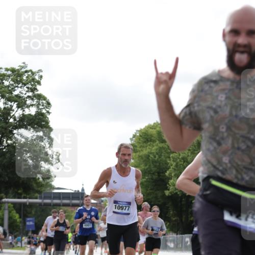 29.06.2025 - hella hamburg halbmarathon Jannik Wohlers http://msf.ph/oto/8149893 29.06.2025 10:13:20 Lombardsbrücke 1131, 1480, 2055, 2359, 2721, 2904, 2987, 4001, 4795, 5232, 5631, 5719, 6026, 6717, 6724, 7462, 7913, 8279, 8673, 9128, 9631, 10977, 11441, 12313, 12797, 12928, 12929, 15085, 15663, 15721, 15722, 16491, 17472, 18231, 19190 meine-sportfotos.de