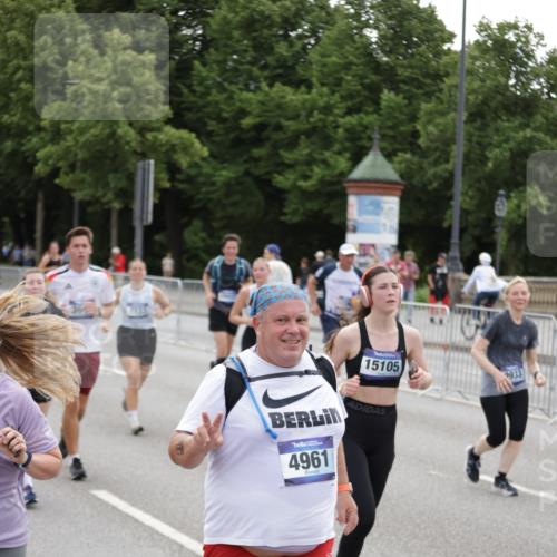 29.06.2025 - hella hamburg halbmarathon Jannik Wohlers http://msf.ph/oto/8149976 29.06.2025 10:50:18 Lombardsbrücke 1930, 2200, 3184, 3229, 3647, 3838, 4642, 4695, 4771, 5131, 6178, 7133, 7161, 7505, 7938, 8200, 8833, 8834, 8986, 9096, 9168, 9933, 10437, 12392, 12393, 14534, 14762, 15017, 15105, 15416, 15467, 16500, 16501, 16553, 16593, 17337, 17648, 17790, 18067, 18092 meine-sportfotos.de