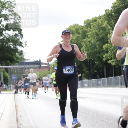 29.06.2025 - hella hamburg halbmarathon Jannik Wohlers http://msf.ph/oto/8150048 29.06.2025 10:13:30 Lombardsbrücke 1131, 1480, 2359, 2987, 4001, 4962, 5631, 5719, 6710, 7462, 8673, 9631, 10442, 10443, 10977, 11441, 11987, 12313, 12797, 15085, 15482, 15721, 15722, 17439, 17985, 18041, 19190 meine-sportfotos.de