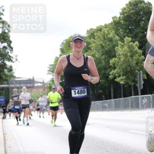 29.06.2025 - hella hamburg halbmarathon Jannik Wohlers http://msf.ph/oto/8150071 29.06.2025 10:13:30 Lombardsbrücke 1131, 1480, 2359, 2987, 4001, 4962, 5631, 5719, 6710, 7462, 8673, 9631, 10442, 10443, 10977, 11441, 11987, 12313, 12797, 15085, 15482, 15721, 15722, 17439, 17985, 18041, 19190 meine-sportfotos.de