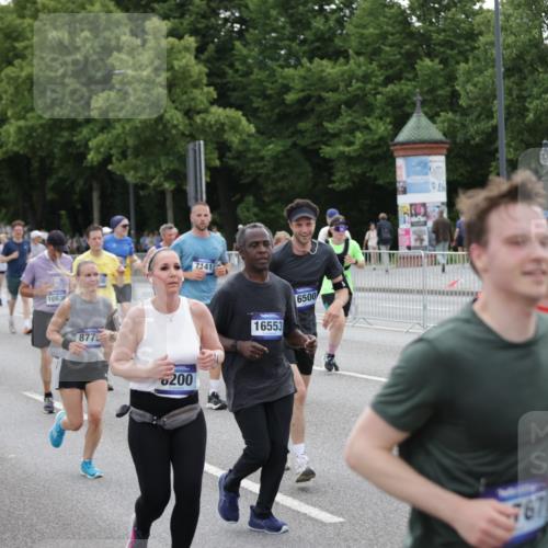 29.06.2025 - hella hamburg halbmarathon Jannik Wohlers http://msf.ph/oto/8150142 29.06.2025 10:50:30 Lombardsbrücke 1129, 1208, 1930, 2200, 2358, 2859, 3184, 3229, 3647, 4771, 4848, 5286, 5289, 6178, 7133, 7141, 7161, 7825, 8200, 8779, 8986, 9168, 10029, 10437, 10552, 10614, 10636, 11052, 11577, 12392, 12393, 12800, 13468, 13522, 13981, 14010, 14534, 14640, 14767, 14773, 15250, 15464, 16500, 16501, 16553, 16727, 16729, 16904, 17295, 17337, 17648, 17735 meine-sportfotos.de