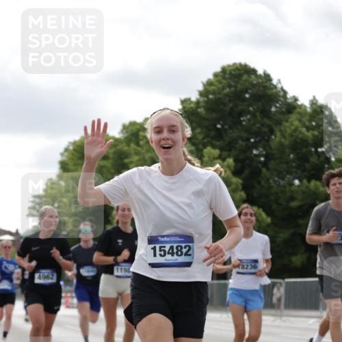 29.06.2025 - hella hamburg halbmarathon Jannik Wohlers http://msf.ph/oto/8150183 29.06.2025 10:13:38 Lombardsbrücke 1194, 1480, 1890, 4032, 4962, 6287, 6710, 8057, 9886, 10442, 10443, 11441, 11987, 12938, 13788, 15482, 15721, 15722, 15840, 17439, 17985, 18041, 18236, 18239 meine-sportfotos.de