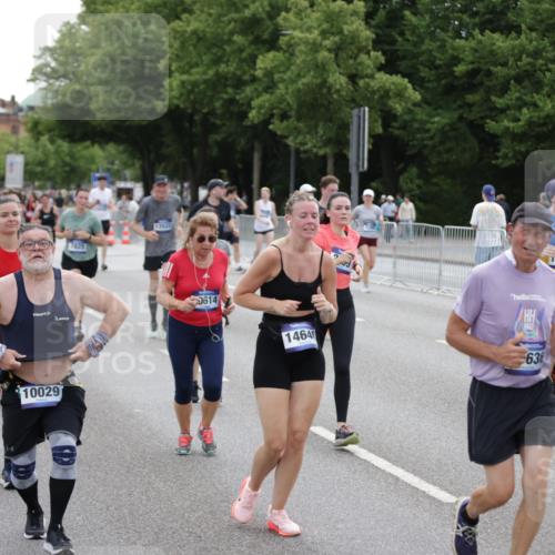 29.06.2025 - hella hamburg halbmarathon Jannik Wohlers http://msf.ph/oto/8150185 29.06.2025 10:50:33 Lombardsbrücke 1129, 1203, 1208, 1404, 2200, 2358, 2859, 3229, 4771, 4848, 5286, 5289, 6178, 7141, 7770, 7771, 7825, 8200, 8779, 8986, 10029, 10437, 10552, 10614, 10636, 11052, 11252, 11577, 11971, 12301, 12392, 12393, 12800, 13468, 13522, 13981, 14010, 14534, 14640, 14767, 14773, 15250, 15464, 16500, 16501, 16553, 16727, 16729, 16904, 17295, 17337, 17648, 17735 meine-sportfotos.de