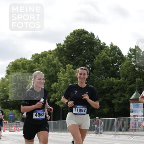 29.06.2025 - hella hamburg halbmarathon Jannik Wohlers http://msf.ph/oto/8150249 29.06.2025 10:13:39 Lombardsbrücke 1194, 1480, 1890, 4032, 4962, 6287, 6710, 8057, 9886, 10442, 10443, 11987, 12938, 13788, 15482, 15840, 17439, 17985, 18041, 18236, 18239 meine-sportfotos.de