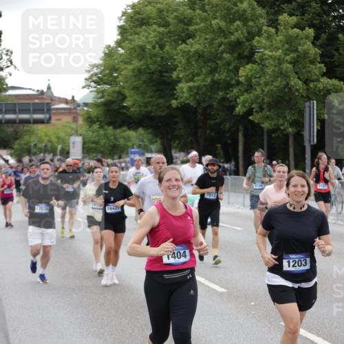 29.06.2025 - hella hamburg halbmarathon Jannik Wohlers http://msf.ph/oto/8150461 29.06.2025 10:50:44 Lombardsbrücke 1203, 1208, 1404, 1478, 2202, 2358, 2380, 2859, 3934, 4156, 4652, 4713, 4920, 5286, 5289, 5530, 7012, 7770, 7771, 7825, 8410, 9166, 9167, 10552, 11052, 11252, 11608, 11609, 11971, 12301, 13522, 14127, 14152, 15250, 15464, 16427, 16633, 16727, 16729, 16928, 17079, 17295, 19098 meine-sportfotos.de