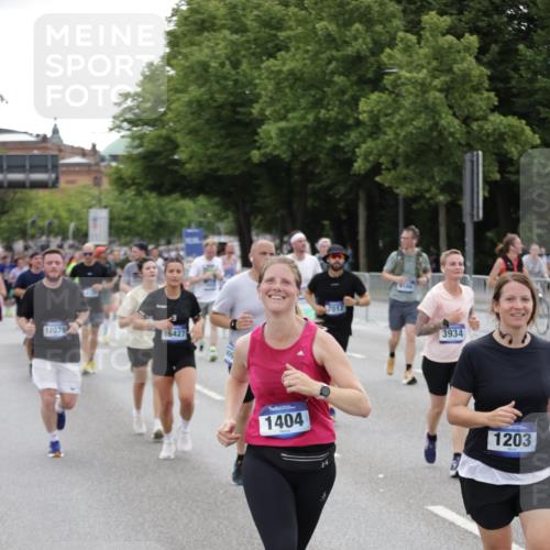 29.06.2025 - hella hamburg halbmarathon Jannik Wohlers http://msf.ph/oto/8150496 29.06.2025 10:50:44 Lombardsbrücke 1203, 1208, 1404, 1478, 2202, 2358, 2380, 2859, 3934, 4156, 4652, 4713, 4920, 5286, 5289, 5530, 7012, 7770, 7771, 7825, 8410, 9166, 9167, 10552, 11052, 11252, 11608, 11609, 11971, 12301, 13522, 14127, 14152, 15250, 15464, 16427, 16633, 16727, 16729, 16928, 17079, 17295, 19098 meine-sportfotos.de