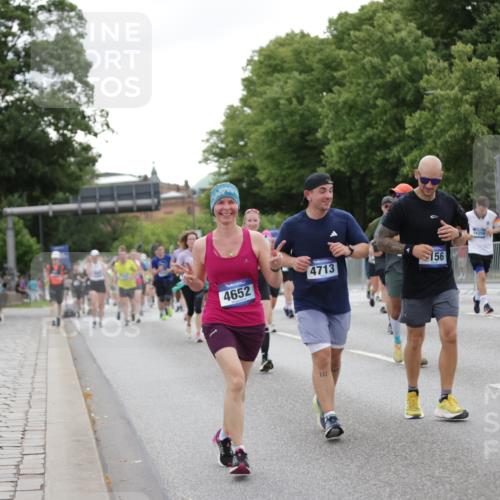29.06.2025 - hella hamburg halbmarathon Jannik Wohlers http://msf.ph/oto/8150537 29.06.2025 10:50:52 Lombardsbrücke 1203, 1404, 1478, 1617, 2202, 2380, 2484, 2485, 3934, 4156, 4652, 4713, 4920, 5357, 5530, 6961, 7012, 7770, 7771, 8040, 8410, 8672, 9166, 9167, 9582, 9583, 9763, 11034, 11252, 11575, 11608, 11609, 11971, 12301, 13079, 14127, 14152, 15776, 16258, 16427, 16633, 16678, 16928, 17079, 19098, 19106 meine-sportfotos.de