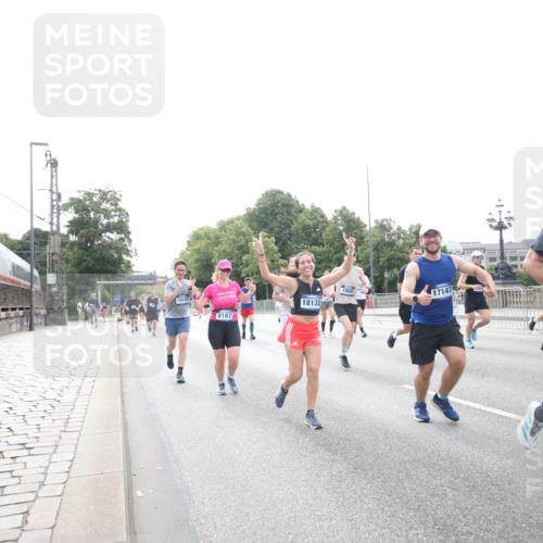 29.06.2025 - hella hamburg halbmarathon Jannik Wohlers http://msf.ph/oto/8150544 29.06.2025 10:23:51 Lombardsbrücke 1005, 1009, 1389, 2132, 2477, 3013, 3185, 3285, 3579, 4162, 4684, 4719, 4993, 5039, 5954, 6478, 6524, 6526, 7426, 7528, 7920, 7975, 8167, 8187, 8297, 9063, 11306, 11347, 12210, 13711, 14433, 14439, 14824, 15352, 15456, 16345, 16861, 17147, 17262, 17414, 17559, 17560, 18077, 18109, 18132, 18210 meine-sportfotos.de