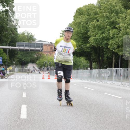 29.06.2025 - hella hamburg halbmarathon Jannik Wohlers http://msf.ph/oto/8150600 29.06.2025 09:17:39 Lombardsbrücke  meine-sportfotos.de