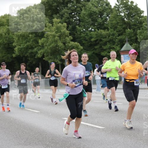 29.06.2025 - hella hamburg halbmarathon Jannik Wohlers http://msf.ph/oto/8150643 29.06.2025 10:50:59 Lombardsbrücke 1617, 1997, 2202, 2308, 2380, 2484, 2485, 4156, 4652, 4713, 4808, 4878, 4920, 5357, 5394, 6091, 6945, 6961, 7769, 7841, 7871, 7992, 8040, 8410, 8672, 9166, 9167, 9582, 9583, 9763, 11034, 11268, 11575, 11608, 11609, 11913, 13079, 13598, 13710, 15092, 15776, 16258, 16427, 16633, 16642, 16678, 16807, 16928, 17079, 19106 meine-sportfotos.de