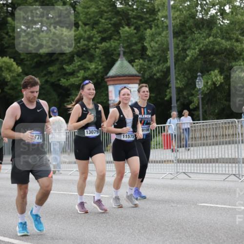 29.06.2025 - hella hamburg halbmarathon Jannik Wohlers http://msf.ph/oto/8150690 29.06.2025 10:51:01 Lombardsbrücke 1617, 1997, 2202, 2308, 2380, 2484, 2485, 2736, 2778, 4652, 4748, 4808, 4878, 5357, 5394, 6091, 6945, 6954, 6961, 7769, 7841, 7871, 7992, 8040, 8125, 8672, 9166, 9582, 9583, 9763, 10496, 11034, 11268, 11575, 11608, 11609, 11913, 13079, 13598, 13710, 13769, 15092, 15776, 16258, 16633, 16642, 16678, 16807, 16928, 19106 meine-sportfotos.de