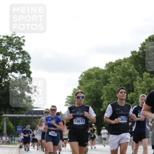 29.06.2025 - hella hamburg halbmarathon Jannik Wohlers http://msf.ph/oto/8150879 29.06.2025 10:14:16 Lombardsbrücke 1406, 1728, 2046, 2494, 2990, 3020, 3154, 3454, 3691, 3756, 3834, 5191, 5670, 5981, 6935, 7802, 8055, 8147, 8755, 9173, 9556, 9663, 9709, 10224, 10391, 10610, 12901, 13212, 13366, 13386, 13673, 13674, 14015, 14497, 15048, 15700, 16036, 16167, 16287, 16288, 16776, 17296, 17453, 17975 meine-sportfotos.de