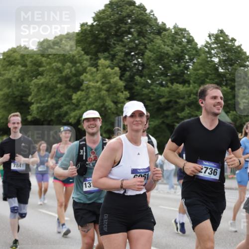 29.06.2025 - hella hamburg halbmarathon Jannik Wohlers http://msf.ph/oto/8150926 29.06.2025 10:51:10 Lombardsbrücke 1617, 1997, 2308, 2484, 2485, 2593, 2736, 2778, 3240, 3991, 4748, 4808, 4878, 5291, 5394, 5716, 5717, 6007, 6091, 6885, 6945, 6954, 7769, 7841, 7871, 7992, 8125, 8399, 9340, 9462, 9582, 9583, 9763, 10496, 10521, 11034, 11268, 11575, 11875, 11913, 12766, 13079, 13598, 13710, 13769, 15092, 15776, 16258, 16595, 16642, 16807, 17641, 19106 meine-sportfotos.de