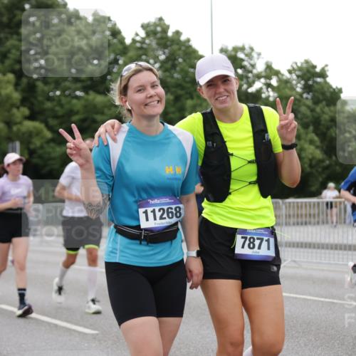 29.06.2025 - hella hamburg halbmarathon Jannik Wohlers http://msf.ph/oto/8151133 29.06.2025 10:51:24 Lombardsbrücke 2593, 3240, 3991, 5291, 5534, 6007, 6604, 6885, 6947, 7682, 8399, 9220, 9340, 9462, 9590, 9594, 9673, 10521, 10533, 10693, 10830, 11101, 11875, 12065, 13151, 13152, 14937, 14959, 15128, 16015, 17364, 17429, 17641, 17902, 18615, 18780, 18975 meine-sportfotos.de