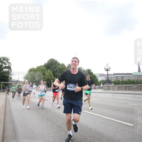 29.06.2025 - hella hamburg halbmarathon Jannik Wohlers http://msf.ph/oto/8151176 29.06.2025 10:32:18 Lombardsbrücke 1199, 1237, 2059, 3422, 3660, 3670, 3753, 4446, 5783, 5871, 6228, 7308, 7309, 7387, 7531, 7633, 7749, 7750, 9010, 9188, 10013, 10048, 10203, 10277, 10354, 10470, 10624, 10770, 11076, 11248, 12470, 12508, 13335, 14301, 15071, 15171, 15847, 15997, 16129, 16187, 16502, 16898, 16999, 17041, 17102, 17167, 17508, 18069, 18502, 18706, 18927, 19156 meine-sportfotos.de