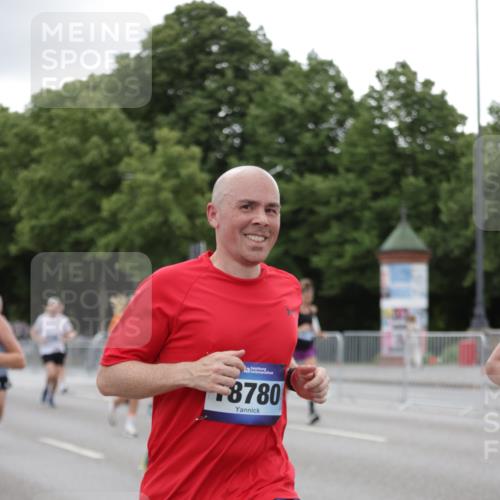 29.06.2025 - hella hamburg halbmarathon Jannik Wohlers http://msf.ph/oto/8151191 29.06.2025 10:51:31 Lombardsbrücke 1418, 1978, 3038, 4598, 4606, 5062, 5534, 6604, 6947, 7682, 8250, 8251, 8621, 9220, 9460, 9590, 9594, 9673, 9730, 10521, 10533, 10673, 10693, 10830, 11101, 11375, 12065, 12510, 12969, 13151, 13152, 14720, 14937, 14959, 15128, 16015, 17253, 17277, 17364, 17429, 17902, 18078, 18615, 18780, 18975 meine-sportfotos.de
