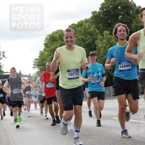 29.06.2025 - hella hamburg halbmarathon Jannik Wohlers http://msf.ph/oto/8151219 29.06.2025 10:14:33 Lombardsbrücke 1071, 1379, 1575, 2046, 2140, 2601, 2690, 3025, 3454, 3507, 3509, 3691, 3844, 4495, 4641, 5608, 5800, 6181, 6248, 6935, 7195, 7439, 7881, 8055, 8239, 8275, 8522, 8563, 8609, 8854, 9113, 9173, 9911, 10391, 10589, 10717, 10963, 11271, 11598, 11611, 11643, 11683, 12634, 13212, 13393, 13683, 14015, 14195, 14452, 14497, 14617, 14999, 15037, 15038, 15700, 16208, 16419, 17708, 17847, 18015, 18176 meine-sportfotos.de