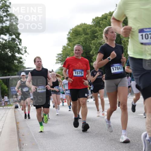 29.06.2025 - hella hamburg halbmarathon Jannik Wohlers http://msf.ph/oto/8151239 29.06.2025 10:14:34 Lombardsbrücke 1071, 1296, 1379, 1575, 1745, 2046, 2140, 2601, 2690, 3025, 3454, 3507, 3509, 3691, 3844, 4495, 4641, 5608, 5800, 6181, 6248, 7195, 7439, 7881, 8055, 8239, 8275, 8522, 8563, 8609, 8854, 9113, 9173, 9911, 9975, 10391, 10589, 10717, 10963, 11271, 11598, 11611, 11643, 11683, 12634, 13212, 13393, 13683, 14015, 14195, 14452, 14497, 14617, 14999, 15037, 15038, 15700, 16208, 16419, 17128, 17708, 17847, 18015, 18176 meine-sportfotos.de