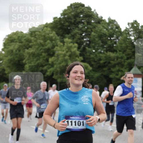 29.06.2025 - hella hamburg halbmarathon Jannik Wohlers http://msf.ph/oto/8151248 29.06.2025 10:51:32 Lombardsbrücke 1418, 1978, 3038, 4598, 4606, 5062, 5534, 6456, 6604, 6947, 7682, 8250, 8251, 8621, 9220, 9460, 9590, 9594, 9673, 9730, 10533, 10673, 10693, 10830, 11101, 11375, 12065, 12510, 12969, 13151, 13152, 14720, 14937, 14959, 15128, 16015, 16234, 17253, 17277, 17364, 17429, 17902, 18078, 18615, 18780, 18975 meine-sportfotos.de