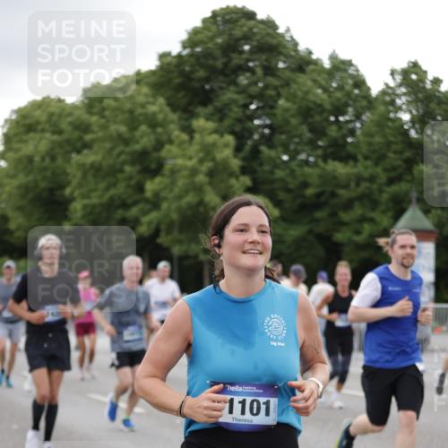 29.06.2025 - hella hamburg halbmarathon Jannik Wohlers http://msf.ph/oto/8151253 29.06.2025 10:51:32 Lombardsbrücke 1418, 1978, 3038, 4598, 4606, 5062, 5534, 6456, 6604, 6947, 7682, 8250, 8251, 8621, 9220, 9460, 9590, 9594, 9673, 9730, 10533, 10673, 10693, 10830, 11101, 11375, 12065, 12510, 12969, 13151, 13152, 14720, 14937, 14959, 15128, 16015, 16234, 17253, 17277, 17364, 17429, 17902, 18078, 18615, 18780, 18975 meine-sportfotos.de
