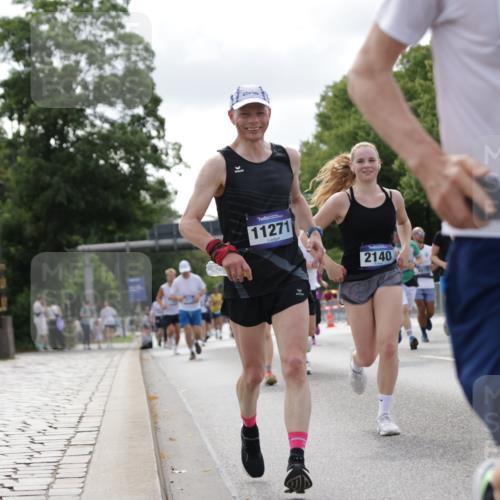 29.06.2025 - hella hamburg halbmarathon Jannik Wohlers http://msf.ph/oto/8151345 29.06.2025 10:14:37 Lombardsbrücke 1071, 1296, 1379, 1575, 1745, 2140, 2281, 2601, 2690, 3025, 3507, 3509, 3513, 3844, 4495, 4641, 5608, 5800, 6181, 6248, 7195, 7439, 7881, 8237, 8239, 8275, 8522, 8563, 8609, 8854, 9113, 9173, 9911, 9975, 10589, 10717, 10963, 11271, 11598, 11611, 11643, 11683, 12634, 13393, 13683, 13881, 14015, 14195, 14452, 14617, 14999, 15037, 15038, 15700, 16208, 16419, 17128, 17708, 17847, 18015, 18176 meine-sportfotos.de