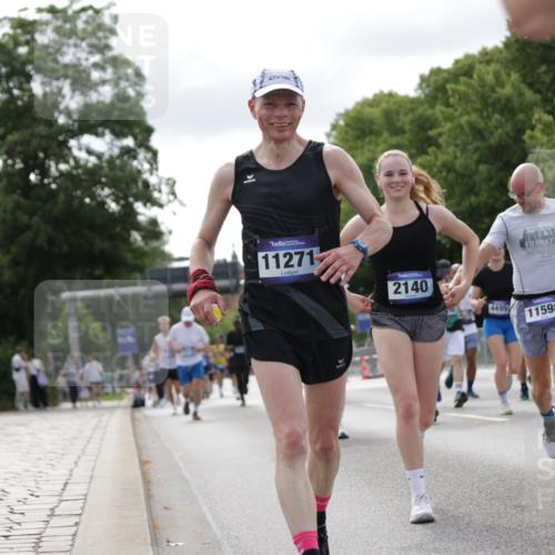 29.06.2025 - hella hamburg halbmarathon Jannik Wohlers http://msf.ph/oto/8151373 29.06.2025 10:14:38 Lombardsbrücke 1071, 1296, 1379, 1575, 1745, 2140, 2281, 2601, 2690, 3025, 3507, 3509, 3513, 3844, 4495, 4641, 5608, 5800, 6181, 6248, 6317, 7195, 7439, 7881, 8237, 8239, 8275, 8522, 8563, 8609, 8854, 9113, 9911, 9975, 10589, 10717, 10963, 11271, 11598, 11611, 11643, 11683, 12634, 13393, 13683, 13881, 14195, 14452, 14617, 14999, 15037, 15038, 16208, 16419, 17128, 17708, 17847, 18015, 18176 meine-sportfotos.de