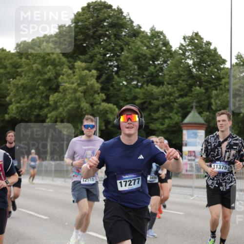 29.06.2025 - hella hamburg halbmarathon Jannik Wohlers http://msf.ph/oto/8151410 29.06.2025 10:51:39 Lombardsbrücke 1418, 1978, 3038, 4087, 4273, 4436, 4598, 4606, 5062, 6456, 6985, 7682, 8194, 8196, 8250, 8251, 8621, 9460, 9590, 9730, 10342, 10533, 10673, 11101, 11126, 11127, 11375, 12510, 12525, 12969, 14215, 14235, 14720, 15128, 16015, 16234, 17253, 17277, 17429, 17902, 18078, 18221, 18615, 18780, 18975 meine-sportfotos.de