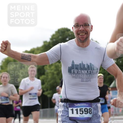 29.06.2025 - hella hamburg halbmarathon Jannik Wohlers http://msf.ph/oto/8151436 29.06.2025 10:14:40 Lombardsbrücke 1296, 1379, 1575, 1745, 2140, 2281, 3025, 3507, 3509, 3513, 3844, 4495, 4641, 5608, 5800, 6181, 6248, 6317, 7439, 7881, 8237, 8239, 8275, 8522, 8563, 8609, 8854, 9113, 9911, 9975, 10589, 10717, 10963, 11271, 11598, 11611, 11683, 12634, 13393, 13683, 13881, 14195, 14452, 14617, 14999, 15037, 15038, 16208, 16419, 17128, 17708, 17847, 18015, 18176 meine-sportfotos.de