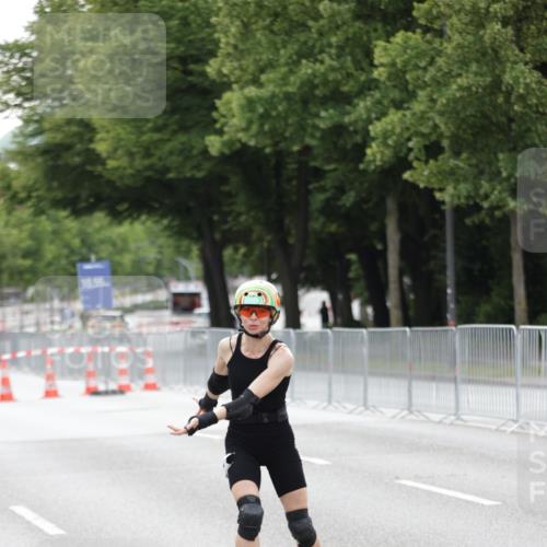 29.06.2025 - hella hamburg halbmarathon Jannik Wohlers http://msf.ph/oto/8151580 29.06.2025 09:21:30 Lombardsbrücke  meine-sportfotos.de