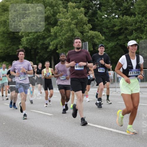 29.06.2025 - hella hamburg halbmarathon Jannik Wohlers http://msf.ph/oto/8151619 29.06.2025 10:51:46 Lombardsbrücke 1418, 1978, 3038, 4087, 4273, 4436, 4598, 4606, 4815, 5062, 5262, 6386, 6403, 6404, 6406, 6456, 6985, 7690, 7691, 8194, 8196, 8250, 8251, 8621, 9368, 9460, 9730, 10296, 10342, 10634, 10673, 10884, 11126, 11127, 11375, 11736, 11899, 11974, 12089, 12247, 12510, 12525, 12558, 12969, 13094, 13538, 14215, 14235, 14720, 16234, 16262, 16492, 16752, 16973, 17253, 17277, 17326, 17327, 18078, 18221, 18668, 18756, 18817 meine-sportfotos.de