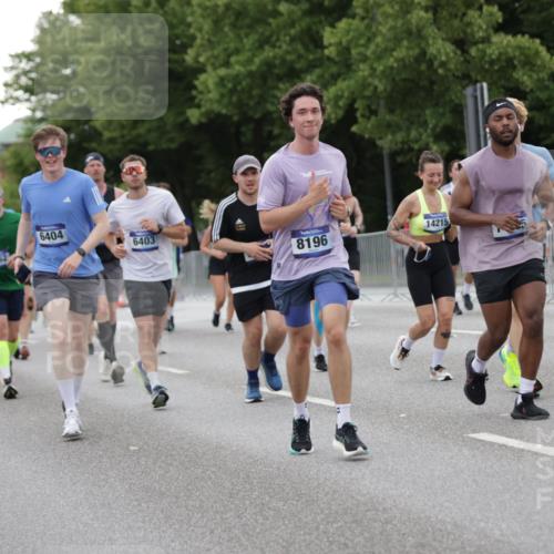 29.06.2025 - hella hamburg halbmarathon Jannik Wohlers http://msf.ph/oto/8151653 29.06.2025 10:51:47 Lombardsbrücke 1418, 1978, 3038, 4087, 4273, 4436, 4598, 4606, 4815, 5062, 5262, 6386, 6403, 6404, 6406, 6456, 6985, 7690, 7691, 8194, 8196, 8250, 8251, 8621, 9368, 9460, 9730, 10296, 10342, 10634, 10673, 10884, 11126, 11127, 11375, 11736, 11899, 11974, 12089, 12247, 12510, 12525, 12558, 12969, 13094, 13538, 14215, 14235, 14720, 16234, 16262, 16492, 16752, 16973, 17253, 17277, 17326, 17327, 18078, 18221, 18668, 18756, 18817 meine-sportfotos.de
