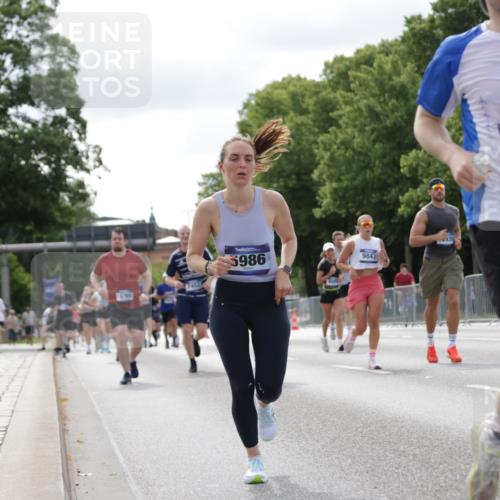 29.06.2025 - hella hamburg halbmarathon Jannik Wohlers http://msf.ph/oto/8151684 29.06.2025 10:14:50 Lombardsbrücke 1296, 1524, 1745, 2281, 3513, 3650, 4495, 5271, 5986, 6317, 7452, 7809, 7810, 7881, 8237, 8256, 8609, 9847, 9975, 9997, 11271, 11598, 11683, 12524, 12634, 13453, 13500, 13881, 14617, 15150, 15740, 16419, 17128, 18769, 18800, 18939, 19027 meine-sportfotos.de