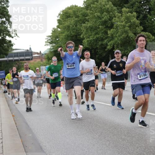 29.06.2025 - hella hamburg halbmarathon Jannik Wohlers http://msf.ph/oto/8151699 29.06.2025 10:51:48 Lombardsbrücke 1418, 1978, 3038, 3645, 4087, 4273, 4436, 4598, 4815, 5062, 5262, 6386, 6403, 6404, 6406, 6456, 6985, 7690, 7691, 8194, 8196, 8250, 8251, 9368, 9460, 9730, 10296, 10342, 10634, 10673, 10884, 11126, 11127, 11375, 11736, 11899, 11974, 12089, 12247, 12510, 12525, 12558, 12969, 13094, 13538, 14215, 14235, 14720, 16234, 16262, 16492, 16752, 16973, 17253, 17277, 17326, 17327, 18078, 18221, 18668, 18756, 18817 meine-sportfotos.de