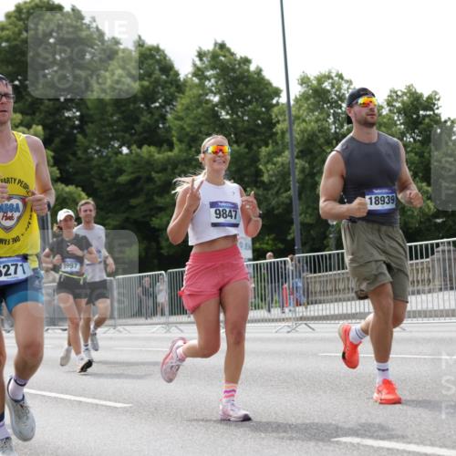 29.06.2025 - hella hamburg halbmarathon Jannik Wohlers http://msf.ph/oto/8151759 29.06.2025 10:14:53 Lombardsbrücke 1296, 1524, 1745, 2281, 2720, 3513, 3650, 4495, 5271, 5986, 6317, 7452, 7809, 7810, 7881, 8237, 8256, 8609, 9307, 9423, 9847, 9975, 9997, 10858, 11683, 12457, 12524, 13453, 13500, 13881, 14617, 15150, 15740, 16040, 17128, 17949, 18203, 18252, 18769, 18800, 18939, 19027 meine-sportfotos.de