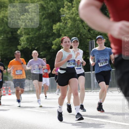 29.06.2025 - hella hamburg halbmarathon Jannik Wohlers http://msf.ph/oto/8151837 29.06.2025 10:14:55 Lombardsbrücke 1296, 1524, 1745, 2281, 2720, 3513, 3650, 5271, 5986, 6317, 7452, 7809, 7810, 8237, 8256, 9307, 9423, 9847, 9975, 9997, 10858, 12457, 12521, 12524, 13197, 13453, 13500, 13881, 15150, 15740, 16040, 17128, 17949, 18203, 18252, 18769, 18800, 18939, 19027 meine-sportfotos.de