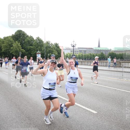 29.06.2025 - hella hamburg halbmarathon Jannik Wohlers http://msf.ph/oto/8151851 29.06.2025 10:36:19 Lombardsbrücke 1118, 1948, 2124, 2552, 2588, 3428, 3873, 3895, 4084, 4618, 4762, 4996, 5789, 6156, 7773, 8499, 8936, 8937, 9295, 9500, 9694, 9701, 10123, 10487, 11672, 11831, 11912, 12302, 12605, 12770, 12775, 13092, 13106, 13265, 13266, 13657, 13704, 13902, 13903, 14695, 15077, 15588, 15805, 15972, 15992, 16228, 16977, 17018, 17115, 17156, 17349, 17807, 18152, 18174, 18482, 18488, 18644, 18646, 18918, 18929 meine-sportfotos.de