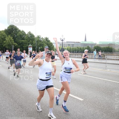 29.06.2025 - hella hamburg halbmarathon Jannik Wohlers http://msf.ph/oto/8151857 29.06.2025 10:36:19 Lombardsbrücke 1118, 1948, 2124, 2552, 2588, 3428, 3873, 3895, 4084, 4618, 4762, 4996, 5789, 6156, 7773, 8499, 8936, 8937, 9295, 9500, 9694, 9701, 10123, 10487, 11672, 11831, 11912, 12302, 12605, 12770, 12775, 13092, 13106, 13265, 13266, 13657, 13704, 13902, 13903, 14695, 15077, 15588, 15805, 15972, 15992, 16228, 16977, 17018, 17115, 17156, 17349, 17807, 18152, 18174, 18482, 18488, 18644, 18646, 18918, 18929 meine-sportfotos.de