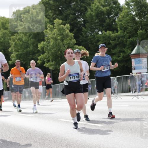 29.06.2025 - hella hamburg halbmarathon Jannik Wohlers http://msf.ph/oto/8151878 29.06.2025 10:14:56 Lombardsbrücke 1524, 2281, 2720, 3513, 3650, 5271, 5739, 5986, 6317, 7452, 7809, 7810, 8237, 8256, 9307, 9423, 9847, 9997, 10858, 12457, 12521, 12524, 13197, 13453, 13500, 13881, 15150, 15740, 16040, 17949, 18203, 18252, 18769, 18800, 18939, 19027 meine-sportfotos.de
