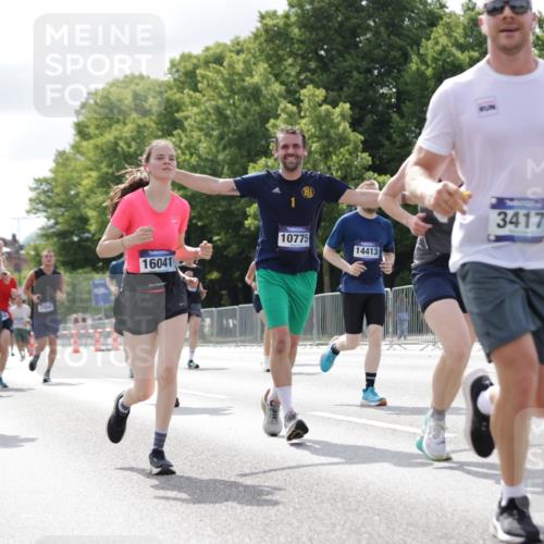 29.06.2025 - hella hamburg halbmarathon Jannik Wohlers http://msf.ph/oto/8152090 29.06.2025 10:15:07 Lombardsbrücke 1440, 2110, 2720, 2989, 3417, 4466, 4492, 4494, 5069, 5739, 6376, 6576, 7809, 7810, 9307, 9423, 9657, 9997, 10775, 10858, 12457, 12521, 13197, 13453, 13500, 14413, 14552, 14630, 15150, 15307, 15740, 16040, 16041, 16938, 17949, 18150, 18203, 18252, 19027 meine-sportfotos.de