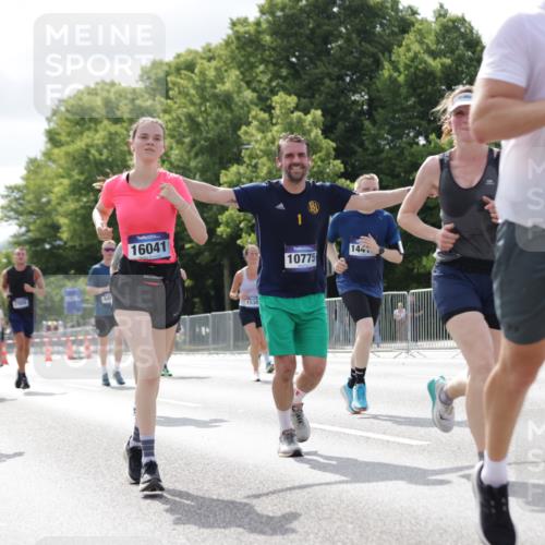 29.06.2025 - hella hamburg halbmarathon Jannik Wohlers http://msf.ph/oto/8152111 29.06.2025 10:15:08 Lombardsbrücke 1440, 2110, 2720, 2989, 3417, 4466, 4492, 4494, 5069, 5739, 6376, 6576, 7809, 7810, 9307, 9423, 9657, 9997, 10108, 10775, 10858, 12457, 12521, 13197, 13453, 13500, 14413, 14552, 14630, 15150, 15307, 15740, 16040, 16041, 16938, 17949, 18150, 18203, 18252, 19027 meine-sportfotos.de