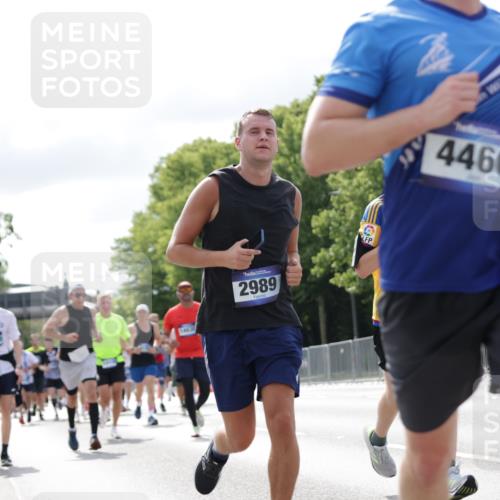 29.06.2025 - hella hamburg halbmarathon Jannik Wohlers http://msf.ph/oto/8152286 29.06.2025 10:15:13 Lombardsbrücke 1440, 2110, 2720, 2989, 3417, 4007, 4466, 4492, 4494, 5069, 5739, 6376, 6576, 9192, 9657, 10108, 10775, 10858, 12457, 12521, 13179, 13197, 13818, 13951, 14413, 14423, 14550, 14552, 14630, 15307, 15570, 15710, 15988, 16040, 16041, 16923, 16938, 17350, 18150, 18203, 18252, 18957 meine-sportfotos.de